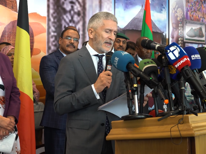 Imagen del ministro del Interior, Fernando Grande-Marlaska, en su viaje a Mauritania, acompañado por la comisaria europea de Interior, Ylva Johansson