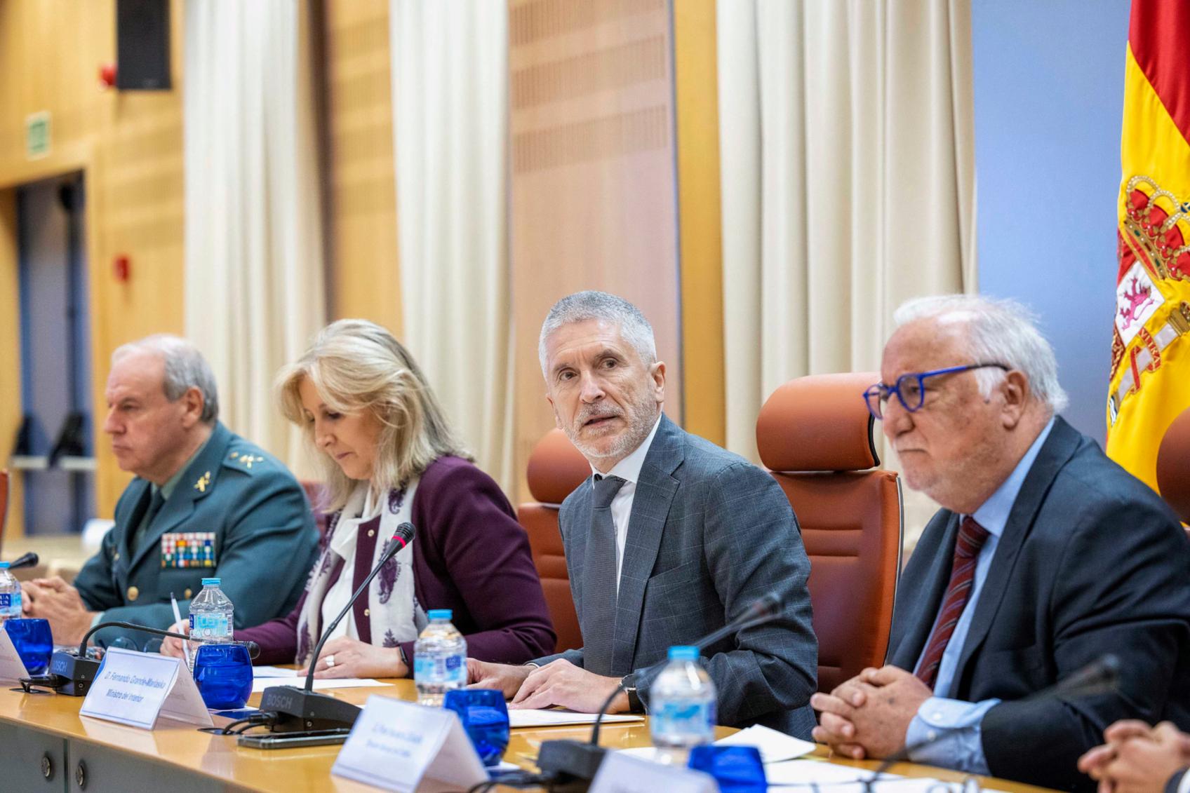 Grande-Marlaska presenta un paquete de medidas para reducir la siniestralidad vial