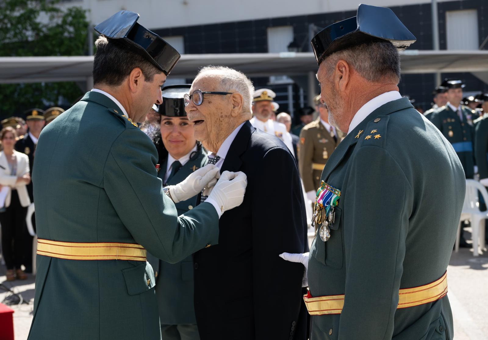 El director general de la Guardia Civil preside en Cádiz el 180 aniversario del Cuerpo y la toma de posesión del jefe de la Comandancia