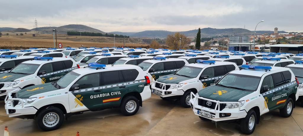 La Guardia Civil recibe 186 nuevos vehículos