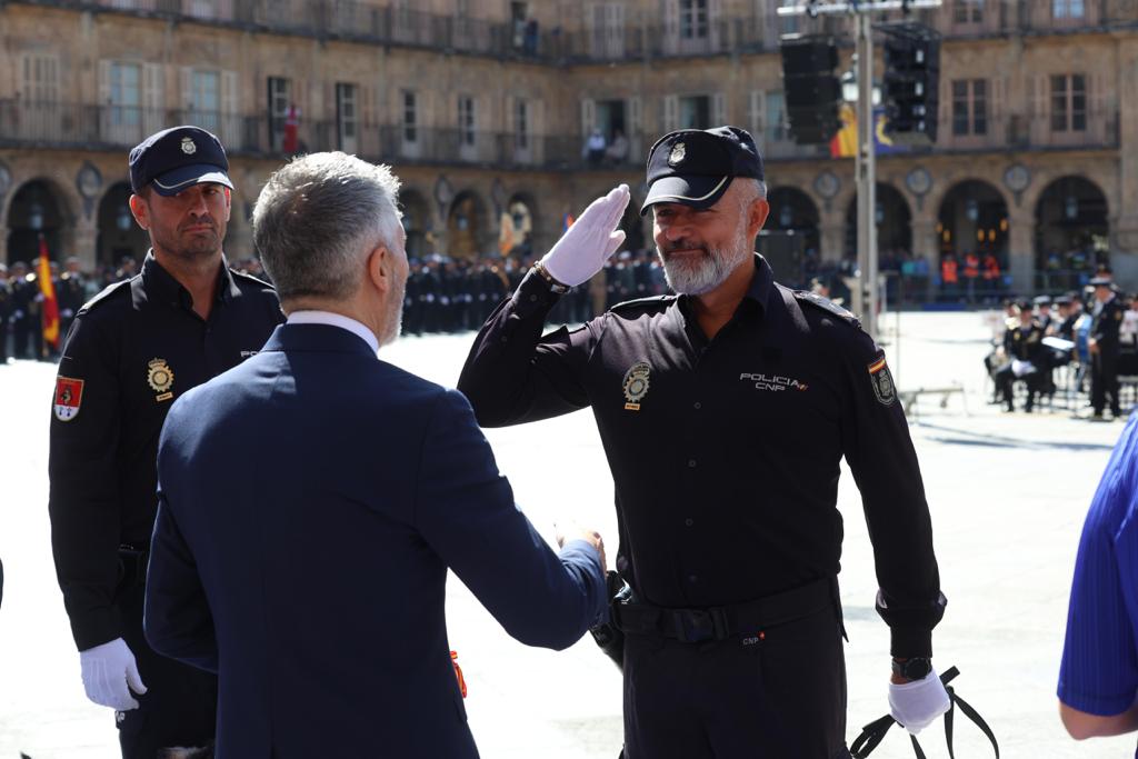 Ministerio del Interior  Grande-Marlaska ensalza el trabajo de la Policía  Nacional: “España es uno de los países más seguros del mundo”