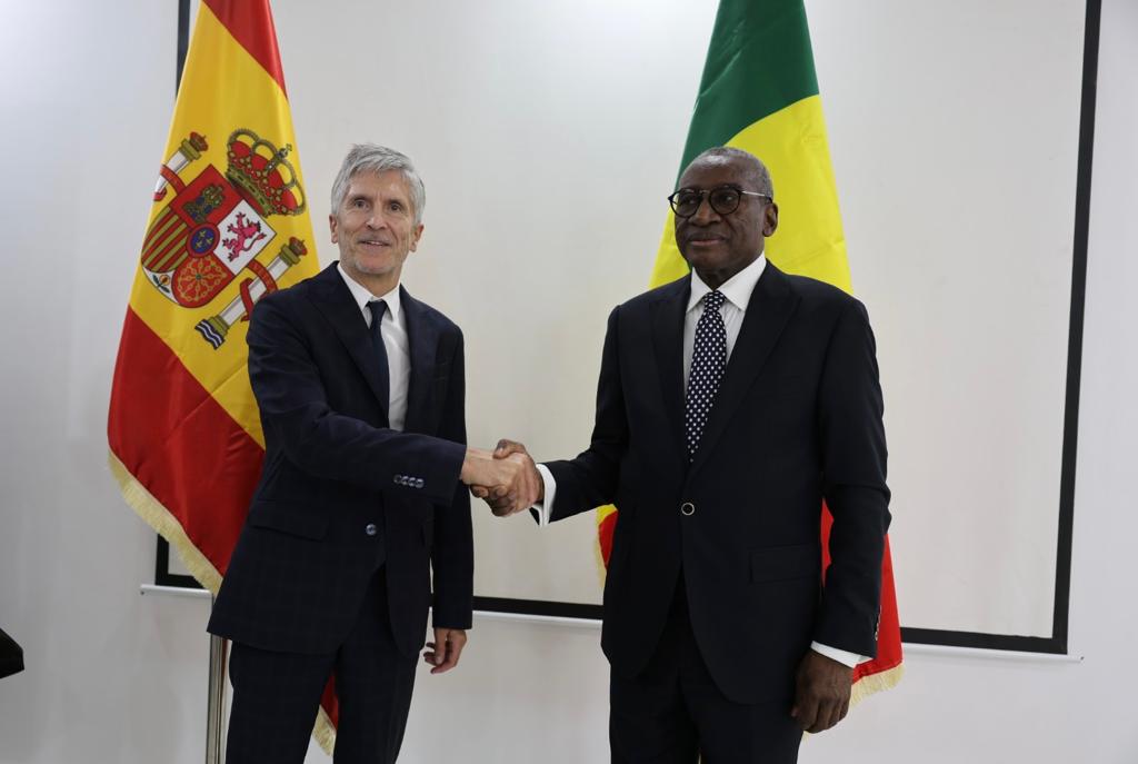 El Ministro de Interior reunido con su homólogo en Senegal