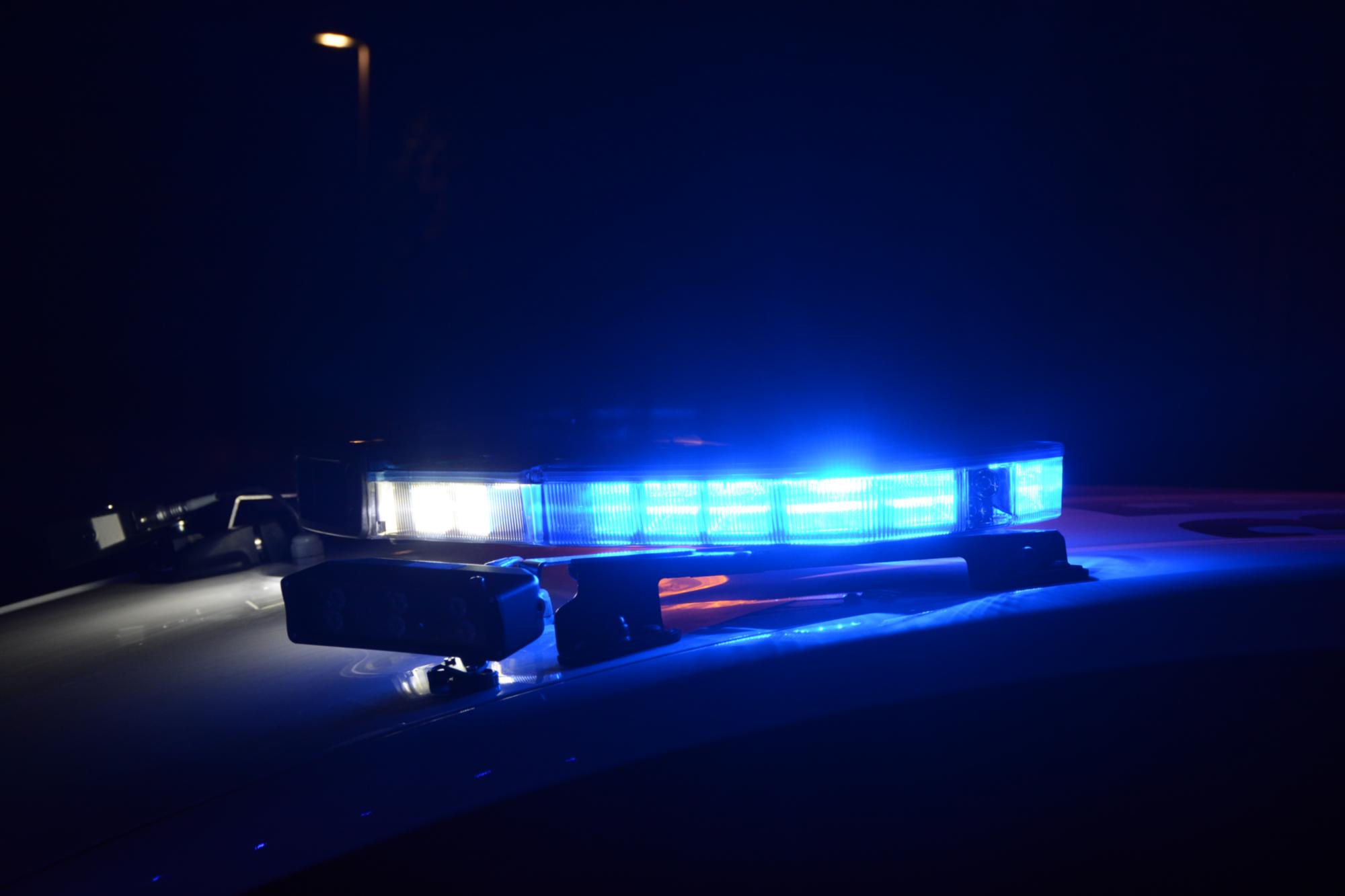Imagen de la sirena luminosa de un vehículo de policía nacional