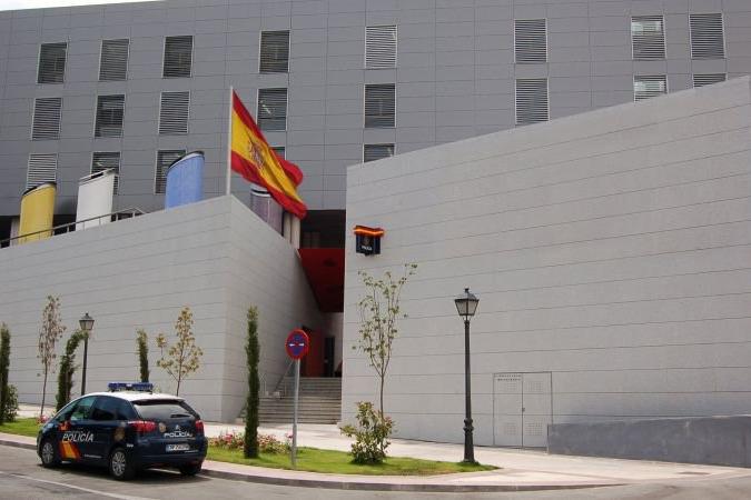 Imagen de la fachada de unas instalaciones de la Policía Nacional