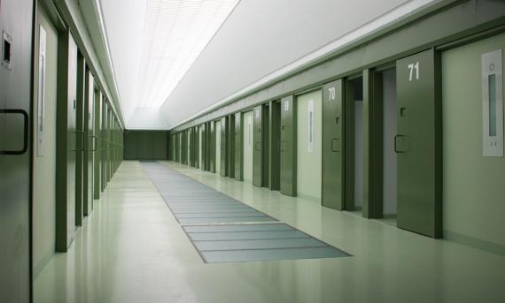 Imagen del interior de una institución penitenciaria