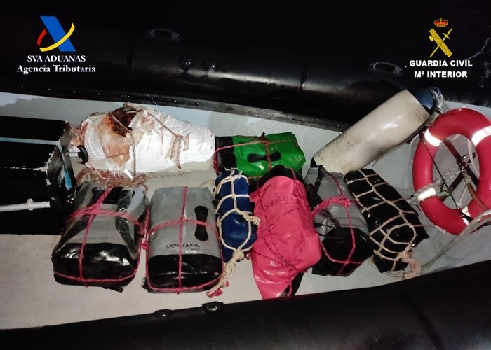 Operación conjunta Nord Mamore_Incautados 200 kg. de cocaína en un buque en Tenerife