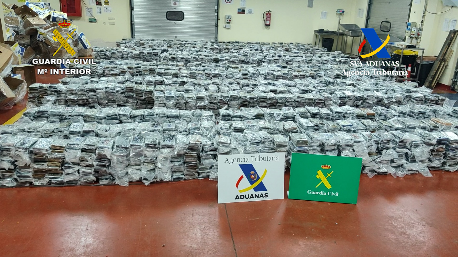 Intervenidos en el puerto de Valencia 5,5 toneladas de cocaína