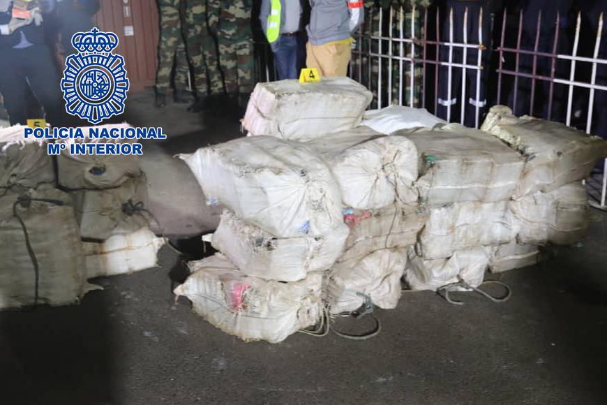 Imagen de los 805 kilogramos de cocaína intervenida a bordo de un pesquero en el Atlántico