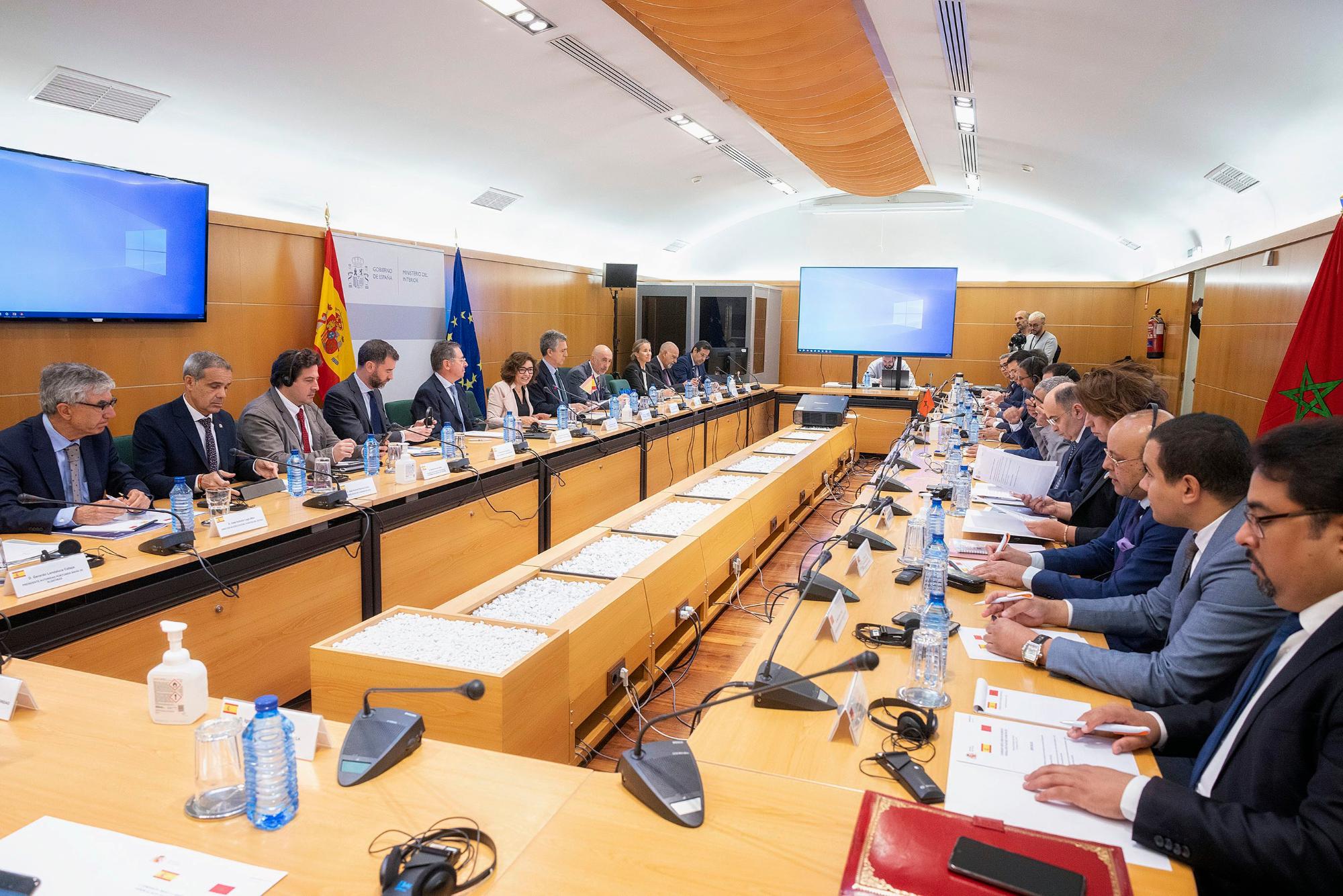 Salón de reuniones con los representantes de Marruecos y España para coordinar los preparativos de la OPE23
