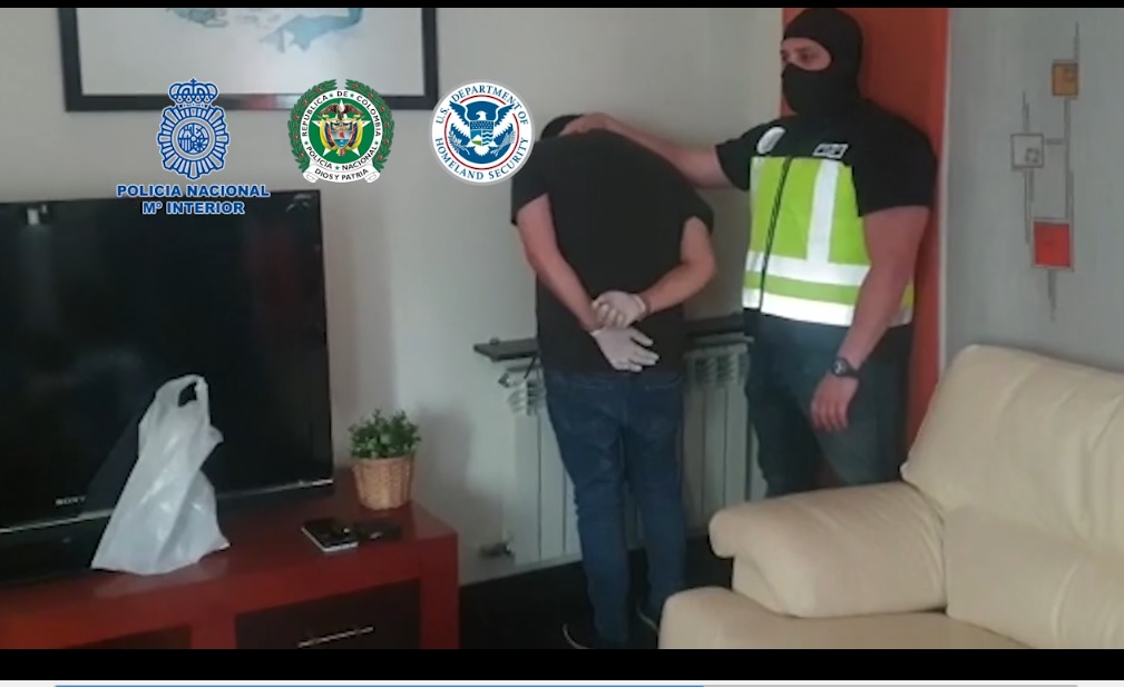 Desarticulada una organización criminal dedicada a introducir cocaína en nuestro país a través de maletas ocultas en vuelos comerciales
