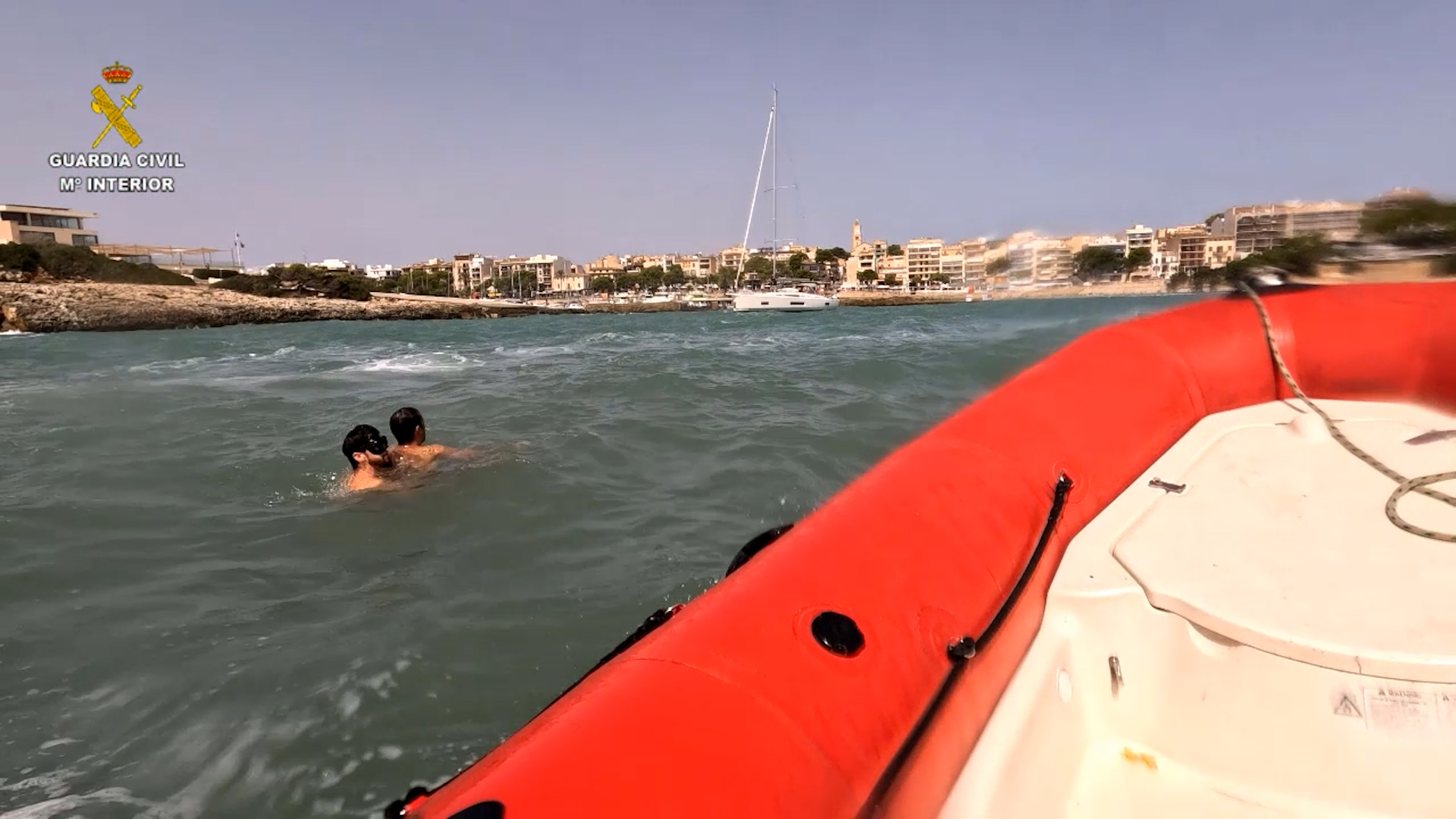 Rescatada una persona que se estaba ahogando en el mar, en Porto Cristo (Mallorca)