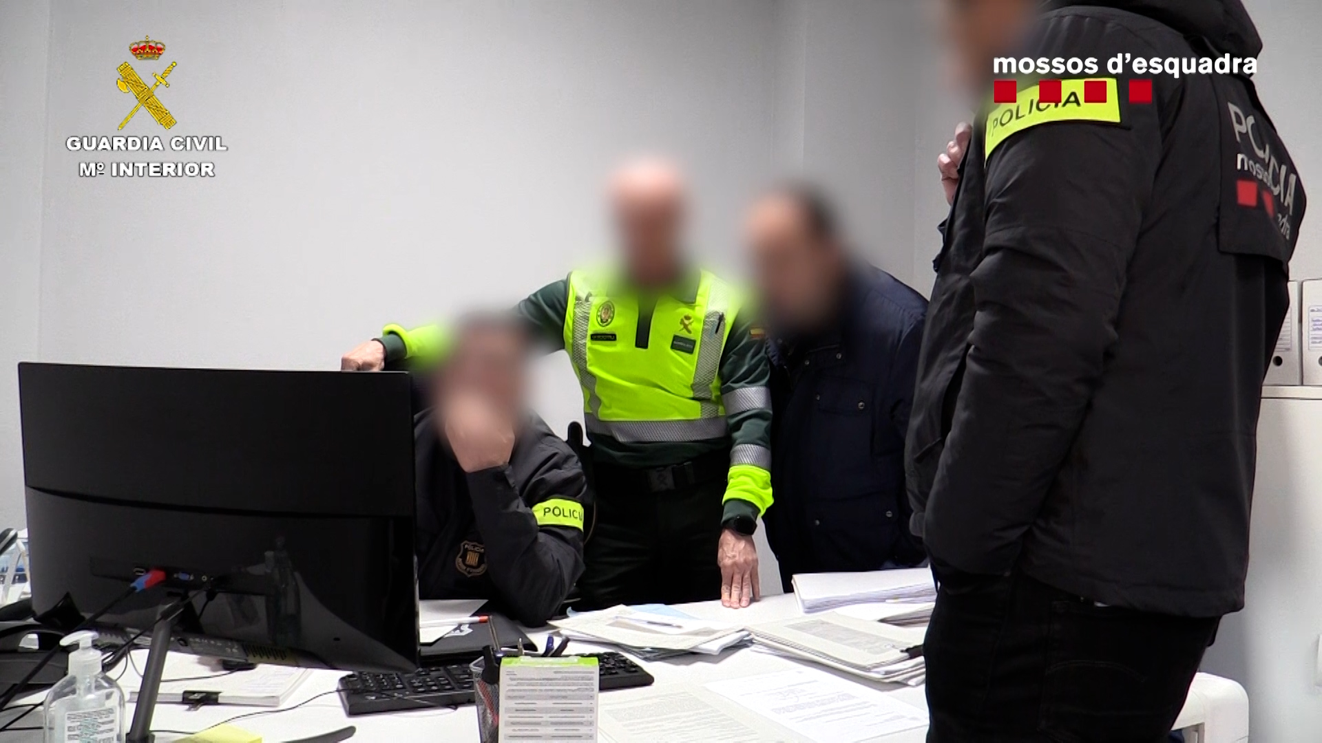 Detenido en Algeciras un empresario de transportes que obligaba a sus trabajadores a conducir más horas de las legales