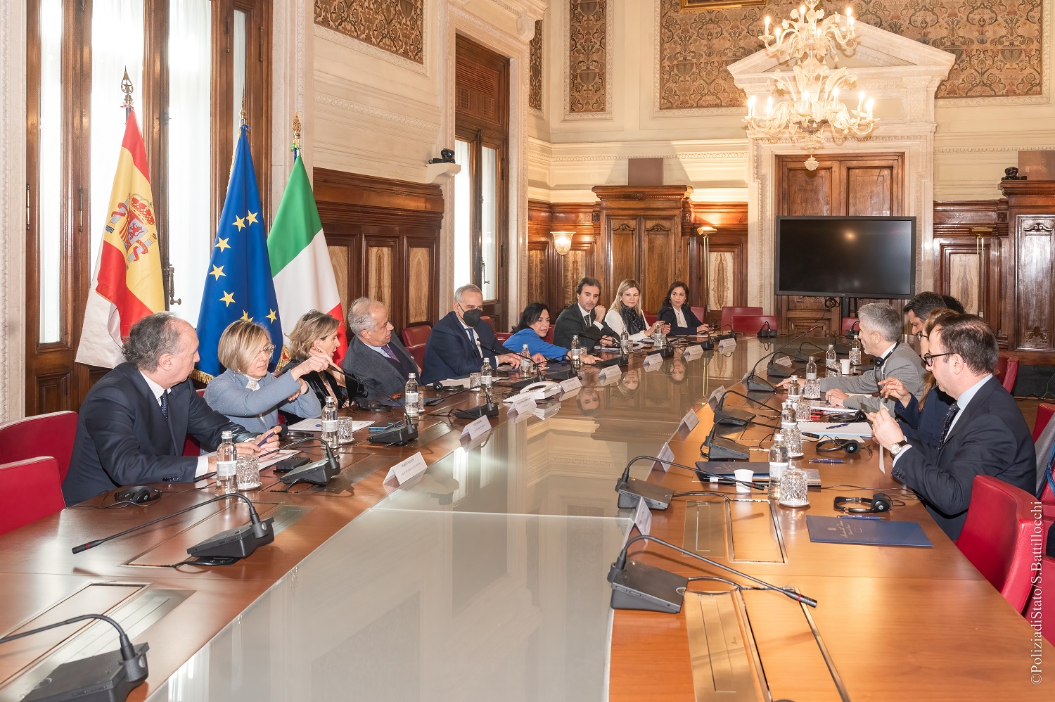 Grande-Marlaska inicia con su homólogo italiano la ronda de reuniones internacionales para preparar la presidencia española de la UE