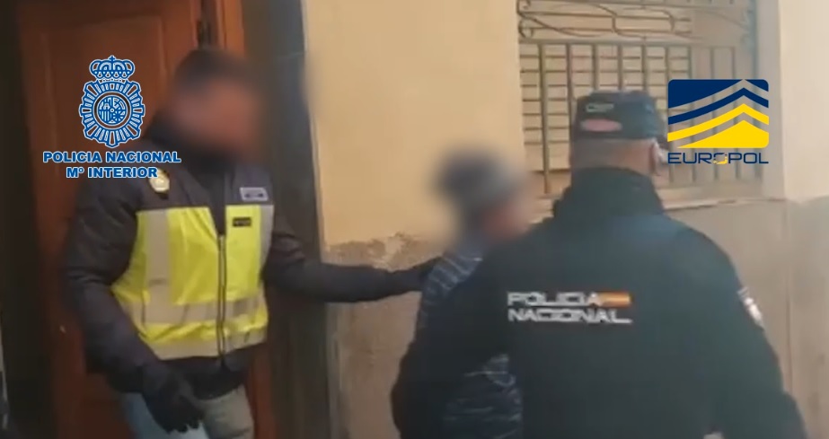 Desarticulado un grupo criminal transnacional especializado en el tráfico de migrantes entre Argelia y España