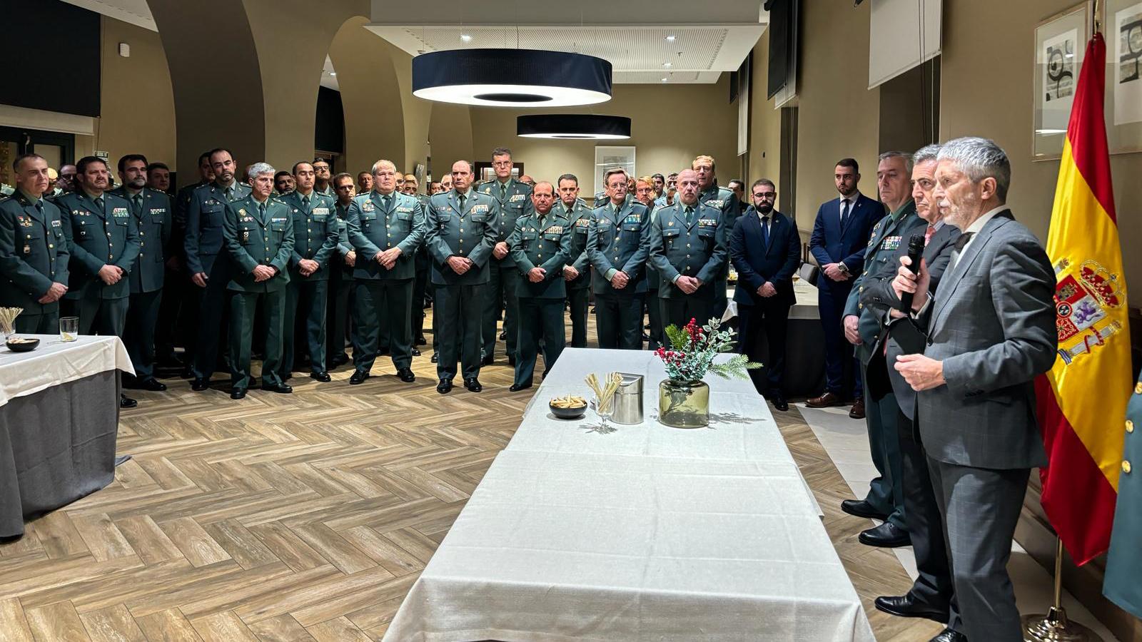 Grande-Marlaska visita a los jefes de Comandancia y Sector de la Agrupación de Tráfico de la Guardia Civil