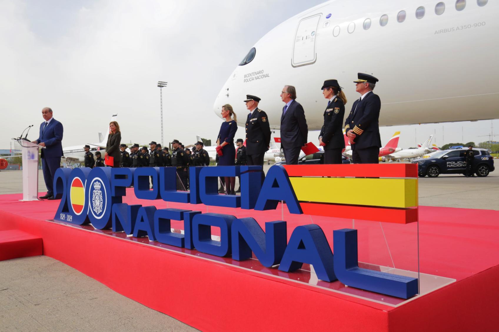 Iberia bautiza su último A350 Next con el nombre de “Bicentenario Policía Nacional”