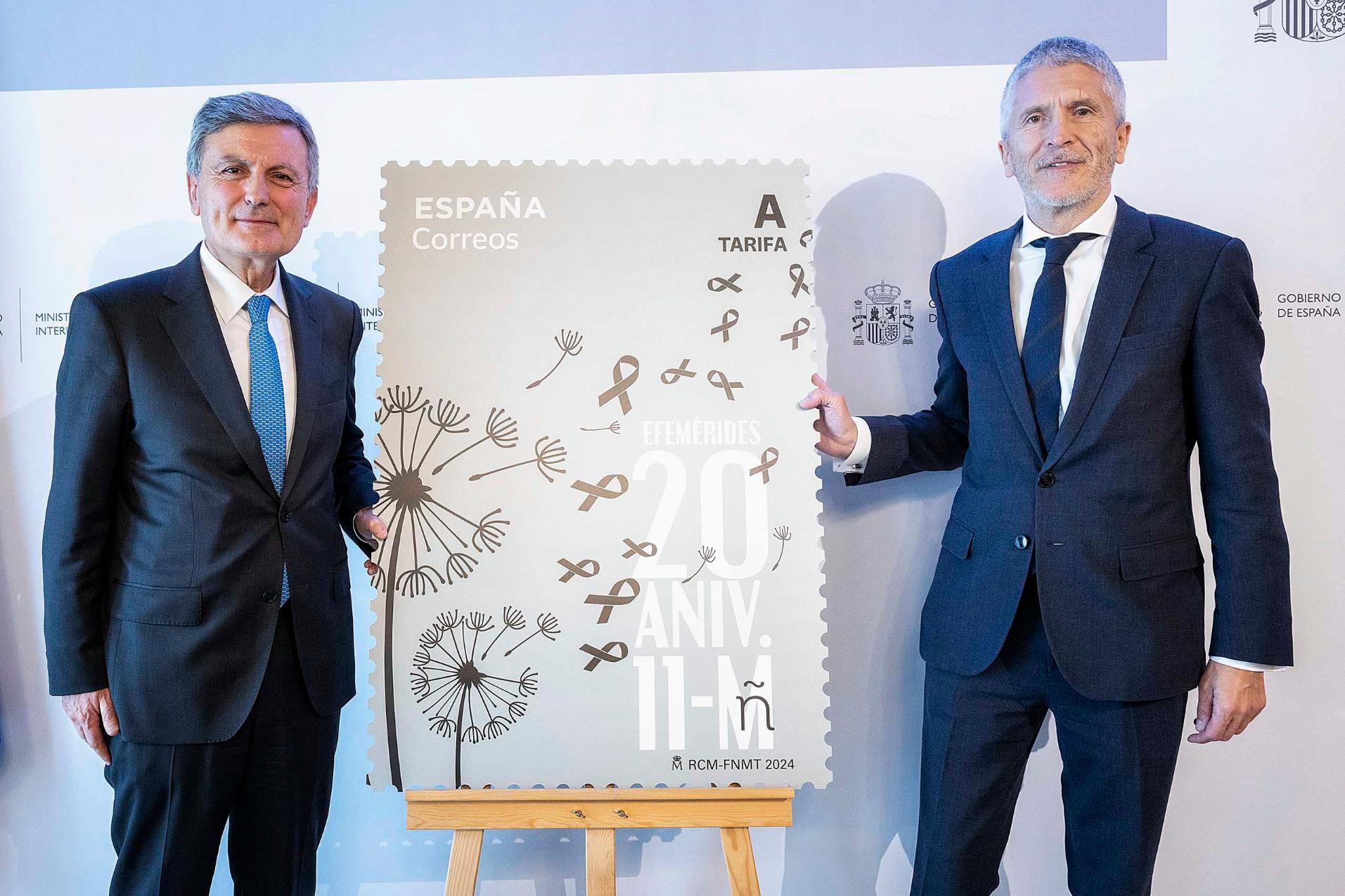 Grande-Marlaska agradece a Correos la emisión de un sello conmemorativo del vigésimo aniversario del 11M